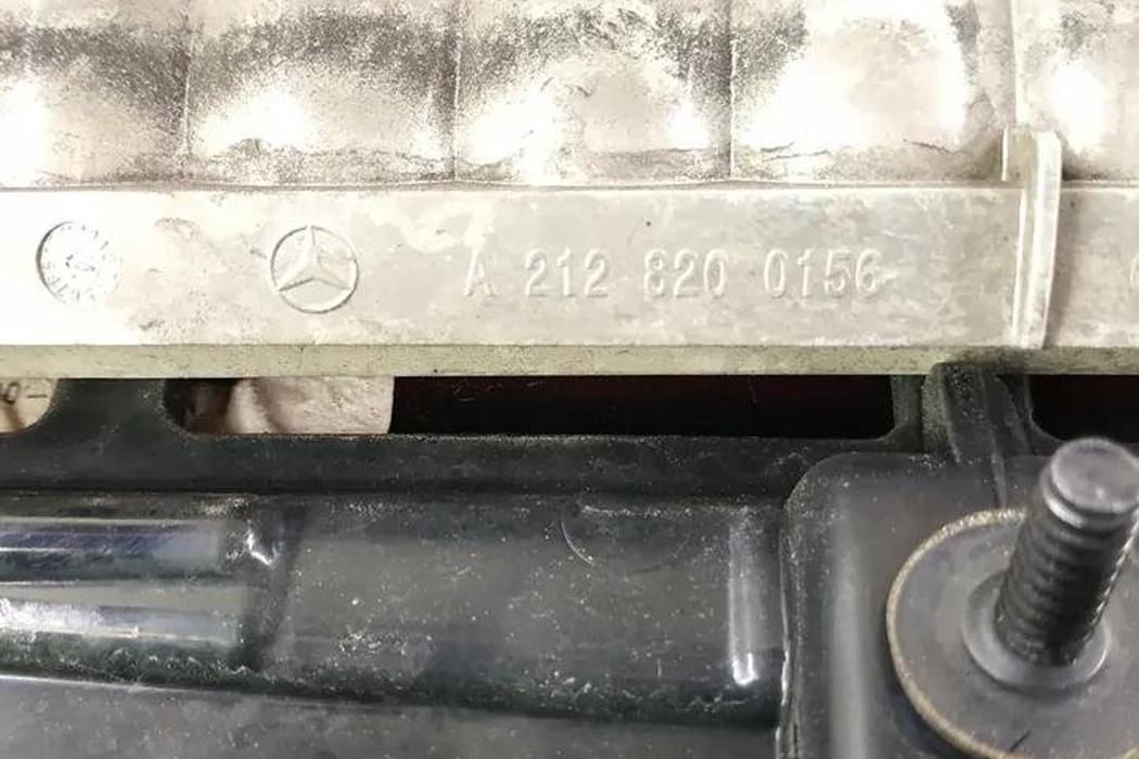 MERCEDES-BENZ E-Class W212/S212/C207/A207 (2009-2016) Фонарь задней крышки 2128200156,2127900188 27144280