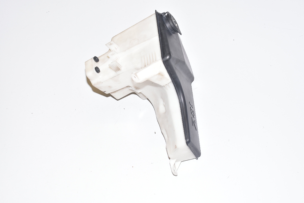 BMW X5 E53 (1999-2006) Window Washer Tank 8252738 11601159