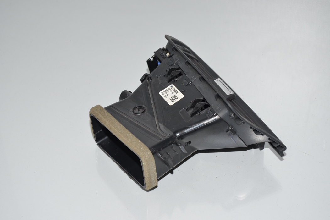 BMW 5 Series F10/F11 (2009-2017) Вентиляционные отверстия в приборной панели 9166884,64229166884 18141979