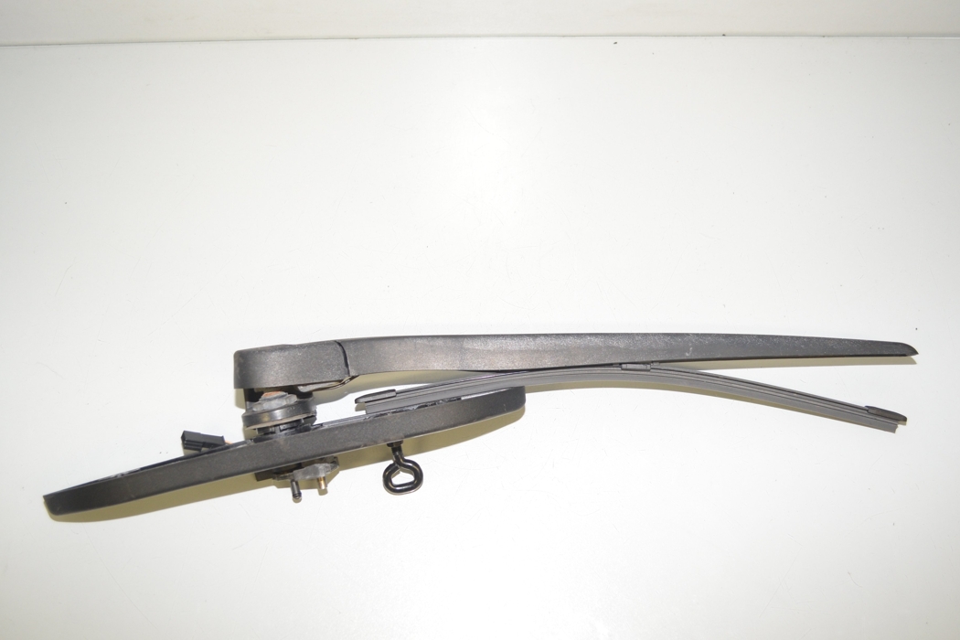 BMW 5 Series F10/F11 (2009-2017) Rear glass wiper 7308832,61327308832,61624850424,4850424,61627355820,7355820,61627207044,7207044 25832809