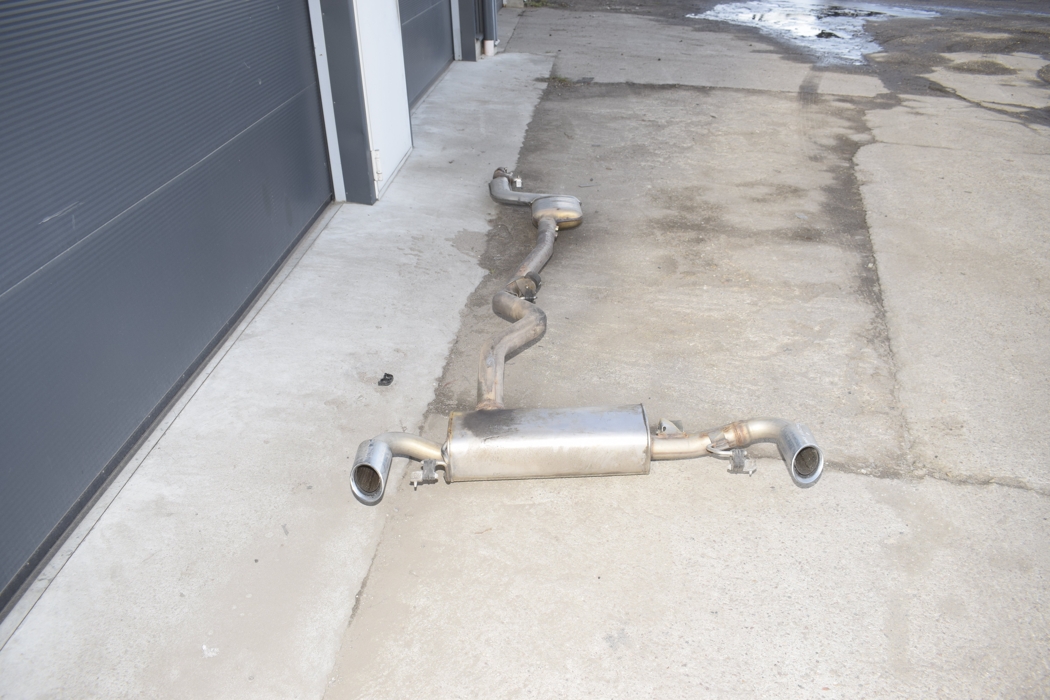 BMW 3 Series G20/G21/G28 (2018-2024) Izpūtējs 82425056,8599420,82522622,8599491,18308599491,8599493,18308599493 27842694