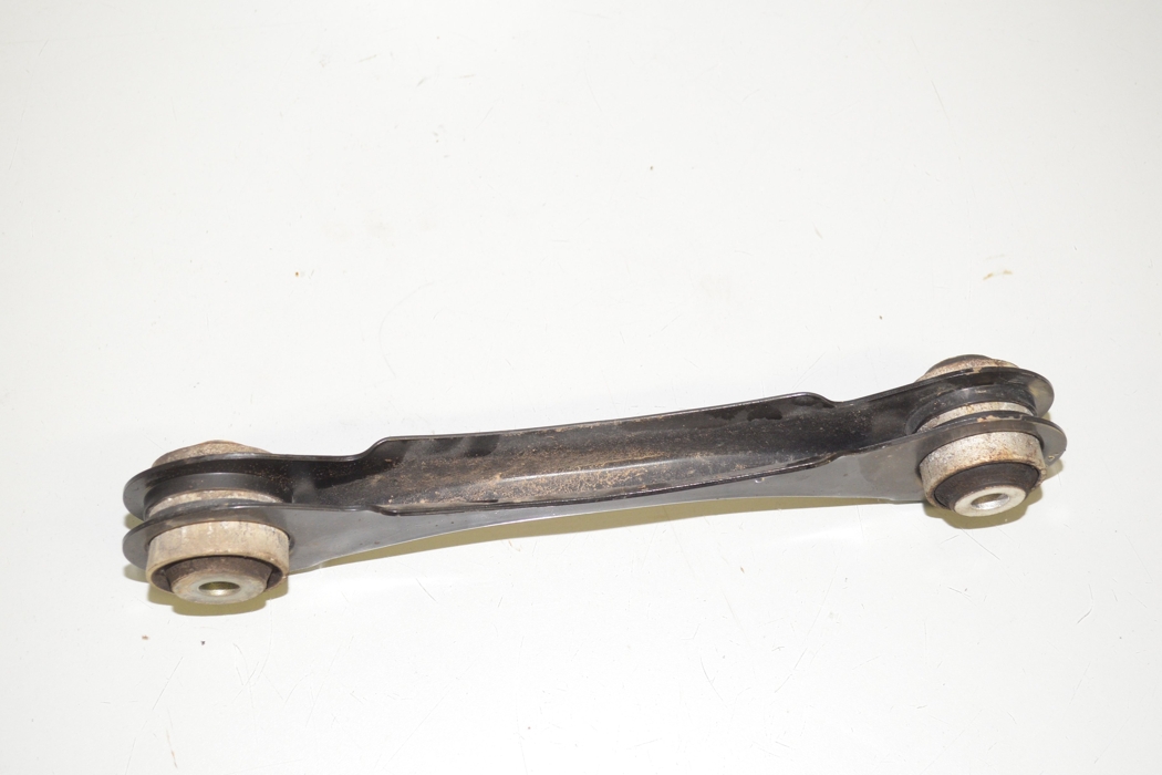 BMW 2 Series F22/F23 (2013-2020) Рычаг задний правый 6792540,33326792540 27941120