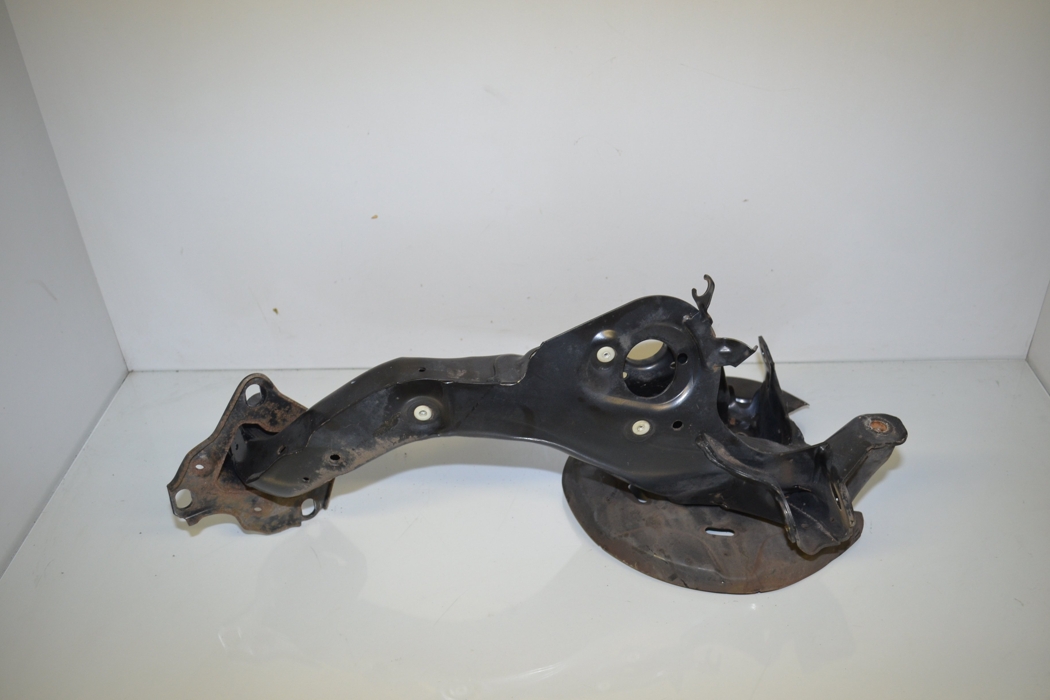 BMW 2 Series Active Tourer F45 (2014-2018) Rear Right Wheel Hub 8842880,33308842880,33306898964,6898964,33326851580,6851580,33322468426,2468426 29828067
