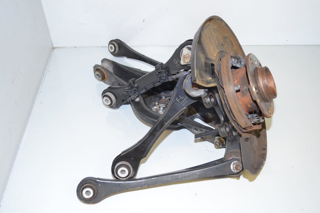 BMW 3 Series F30/F31 (2011-2020) Ступица задняя левая 6792523,33416792369,6792369,33416867262,6867262,33326792523,33326792525,6792525,33326884694,6884694,33326867540,6867540,6792539,33326792539,6792543,33326792543,33326792533,6792533,33326792535,6792535 31846015