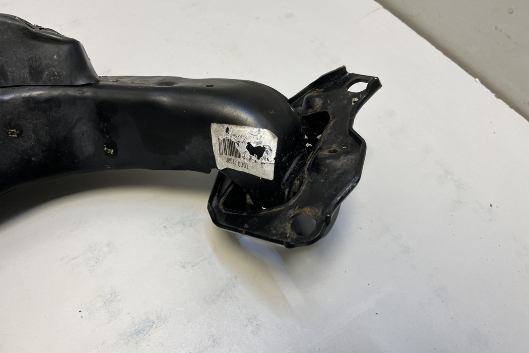 BMW X1 F48/F49 (2015-2023) Rear Left Suspension 8842879,6898963,6886761,6861693,6895885,6884693,6851563,6870773,6865211,6851569,6872298,7646867,6851589 30381341