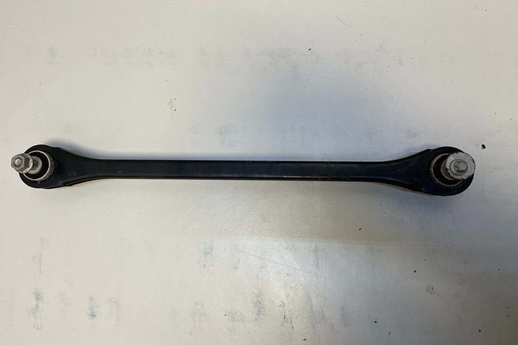 BMW X1 F48/F49 (2015-2023) Rear Left Suspension 8842879,6898963,6886761,6861693,6895885,6884693,6851563,6870773,6865211,6851569,6872298,7646867,6851589 30381341