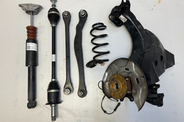 BMW X1 F48/F49 (2015-2023) Aizmugurējā labā balstiekārta 8842880,6898964,6886761,6861693,6884693,6895885,6870773,6851563,6851569,6865211,6872298,7646867,6851589 30381351
