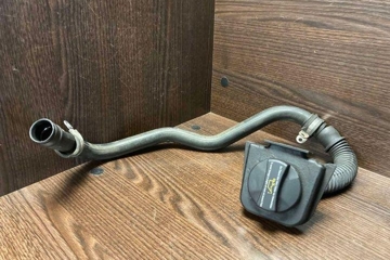 MERCEDES-BENZ Vito W639 (2003-2015) Oil fill pipe 6460160229,6460160429 27330451