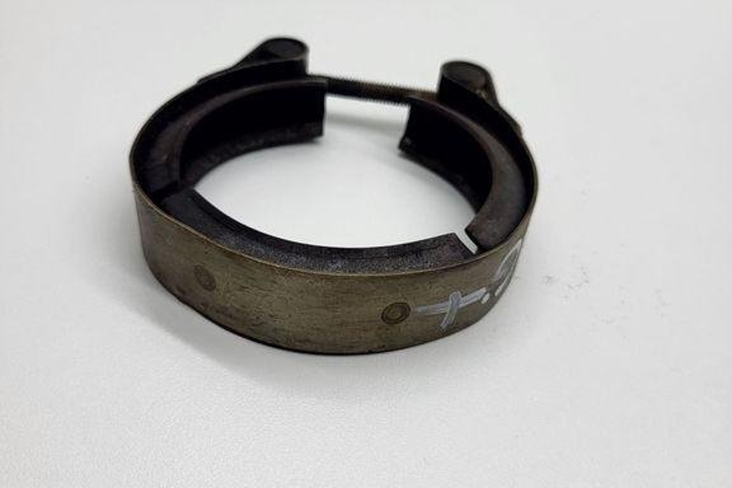 VOLKSWAGEN Golf Plus 1 generation (2004-2009) Muffler connector clamp 1K0253725 32256288