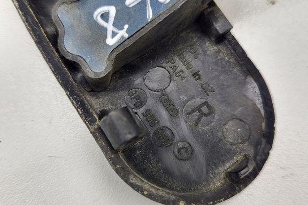 AUDI A3 8P (2003-2013) Форсунка ветрового стекла 8P0955988 32256910