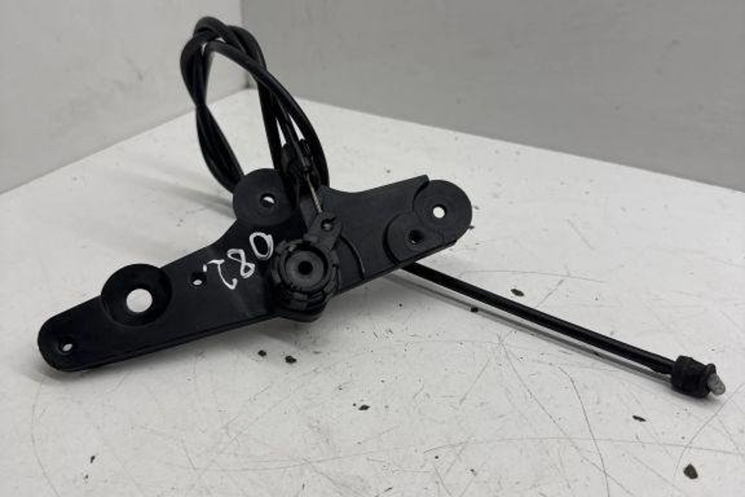 BMW 3 Series E90/E91/E92/E93 (2004-2013) Bonnet Lock Cable 32258872