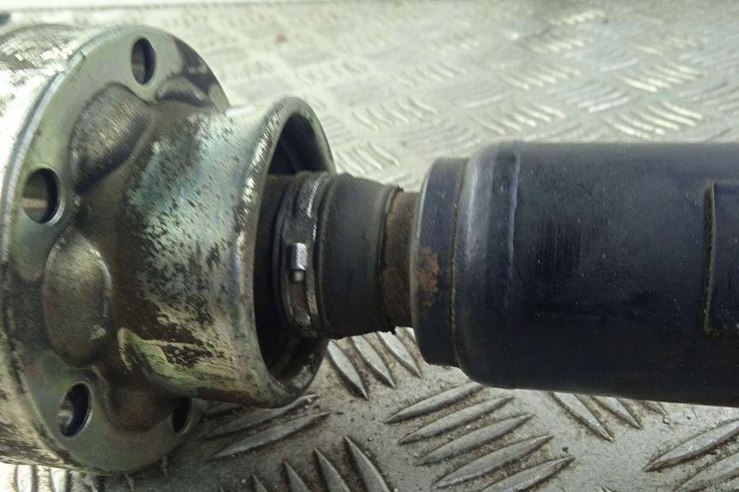 PORSCHE Cayenne 958 (2010-2018) Gearbox Short Propshaft 7L6521101H 31122215