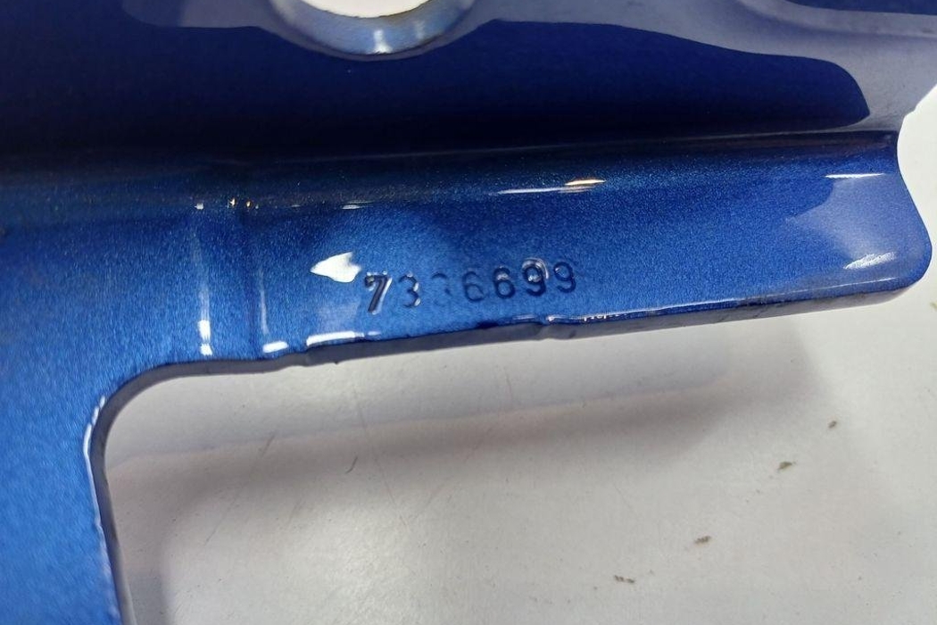 BMW 3 Series F30/F31 (2011-2020) Петля капота передняя левая 7336699 31122679