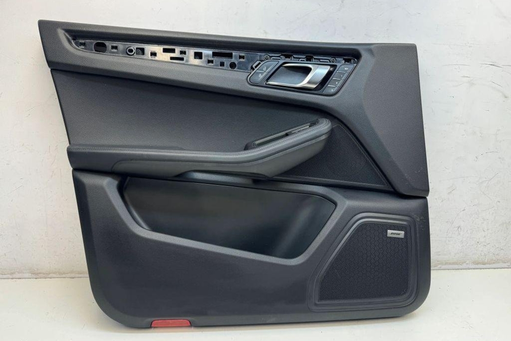PORSCHE Macan 1 generation (2013-2023) Front Left Door Panel 95B867011 31123728