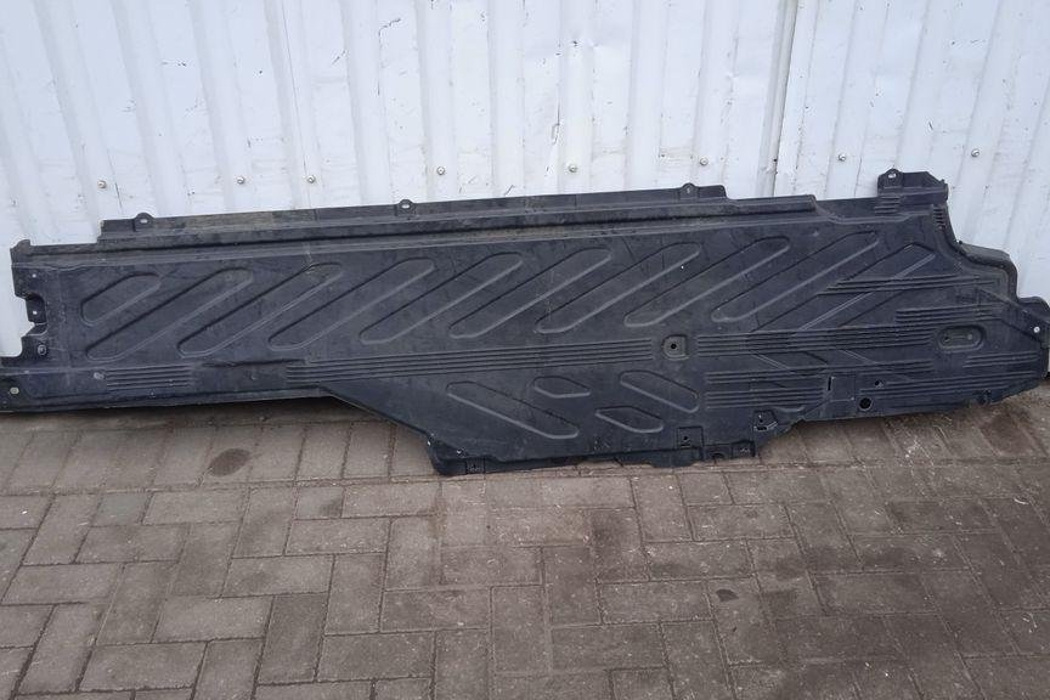 MERCEDES-BENZ C-Class W205/S205/C205 (2014-2023) Rear Middle Bottom Protection A2056841900 31130342