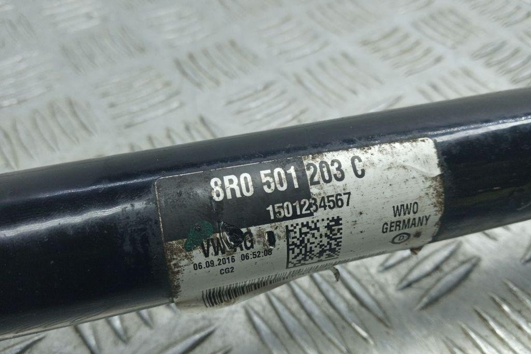 AUDI A8 D2/4D (1994-2002) Rear Right Driveshaft 8R0501203C 31144640