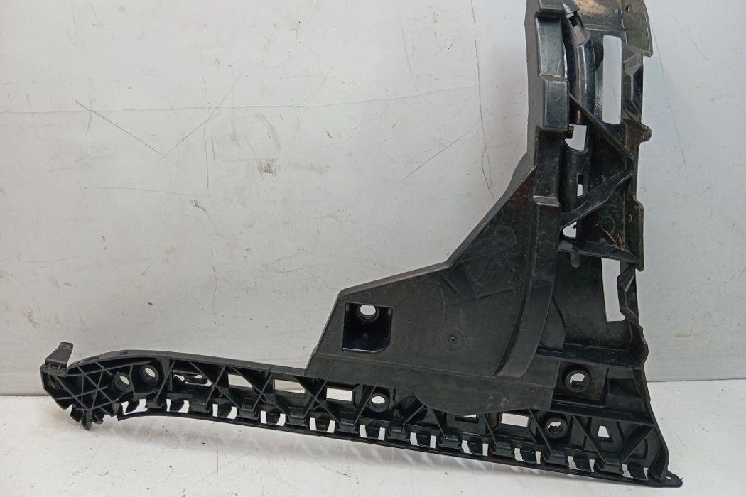 MERCEDES-BENZ E-Class W213/S213/C238/A238 (2016-2024) Rear Left Bumper Bracket A2138850163 31149556