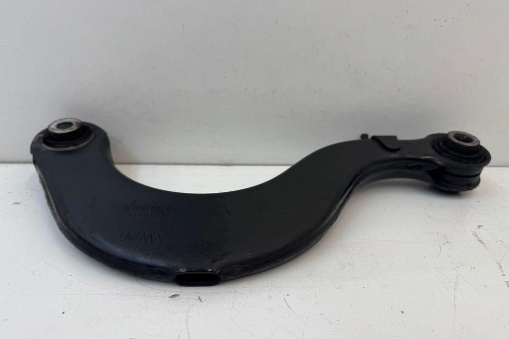 AUDI TT 8S (2014-2024) Aizmugurējā kreisā svira/ričags 5Q0505323D 31155134