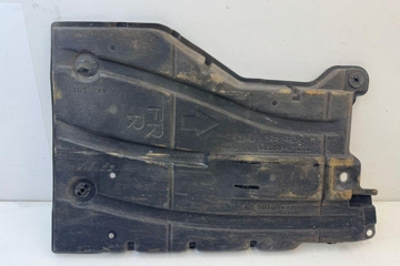 TOYOTA Prius 3 generation (XW30) (2009-2015) Защита днища правая 5816547020 31127110