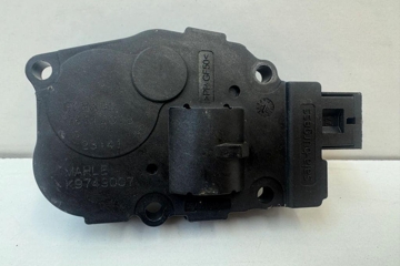 BMW 5 Series F10/F11 (2009-2017) Ventilator för kupévärmare K9749007 31130810