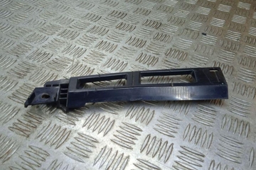 BMW X5 E70 (2006-2013) Aizmugurējā labā bampera stiprinājums 7226938 31132134