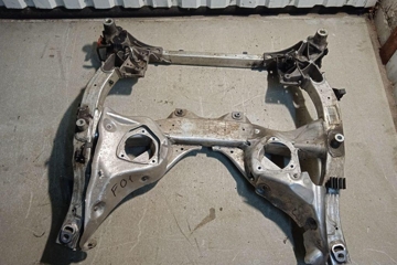 BMW 5 Series F10/F11 (2009-2017) Priekšējās balstiekārtas rāmis 6797644 31152666