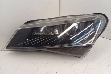 SKODA Superb 3 generation (2015-2023) Priekšējais kreisais lukturis 3V2941015A 31154803