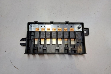 BMW 3 Series F30/F31 (2011-2020) Jaudas sadales kaste 10688710 31161696