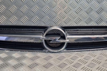 OPEL Vectra C (2002-2005) Priekšējā bampera augšējā reste 454192822,1310681 31093111