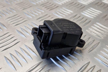 OPEL Vectra C (2002-2005) Interior Heater Flap Motor Actuator 006587W,986473R 31116776
