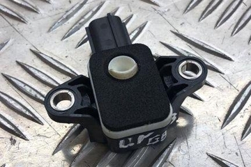 AUDI A4 B7/8E (2004-2008) Задний правый датчик удара 8P0955557 31818865