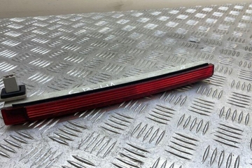 MERCEDES-BENZ E-Class W211/S211 (2002-2009) Aizmugurējā vāka gaisma A2118200256 31821428