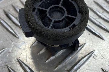 TOYOTA Corolla Verso 1 generation (2001-2009) Priekšējo labo durvju skaļrunis 8616002700 31822540