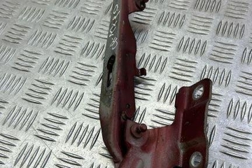 VOLVO XC60 1 generation (2008-2017) Петля капота передняя правая 30779283 31830146