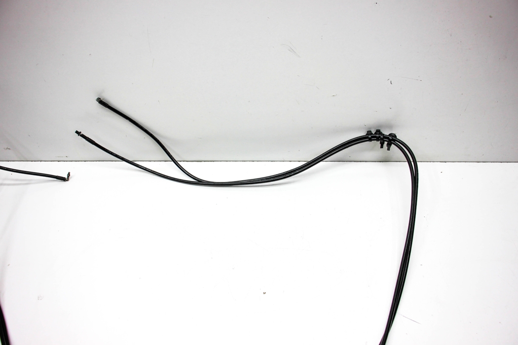 MERCEDES-BENZ GL-Class X164 (2006-2012) Hoses 32066773