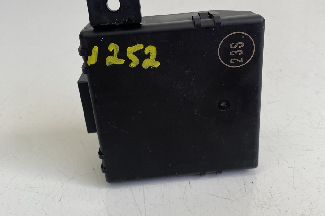 PORSCHE Macan 1 generation (2013-2023) Gateway Control Unit 95B907530N 30925597