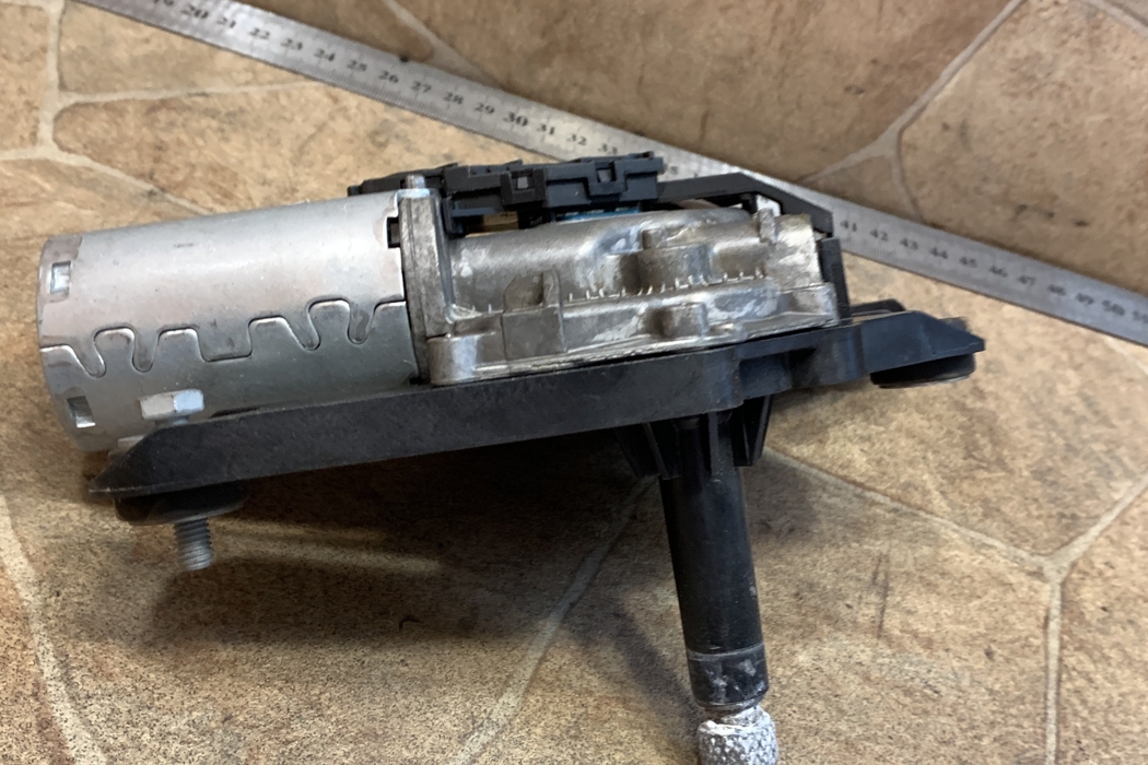 MERCEDES-BENZ E-Class W212/S212/C207/A207 (2009-2016) Tailgate  Window Wiper Motor a2129064402 30220325
