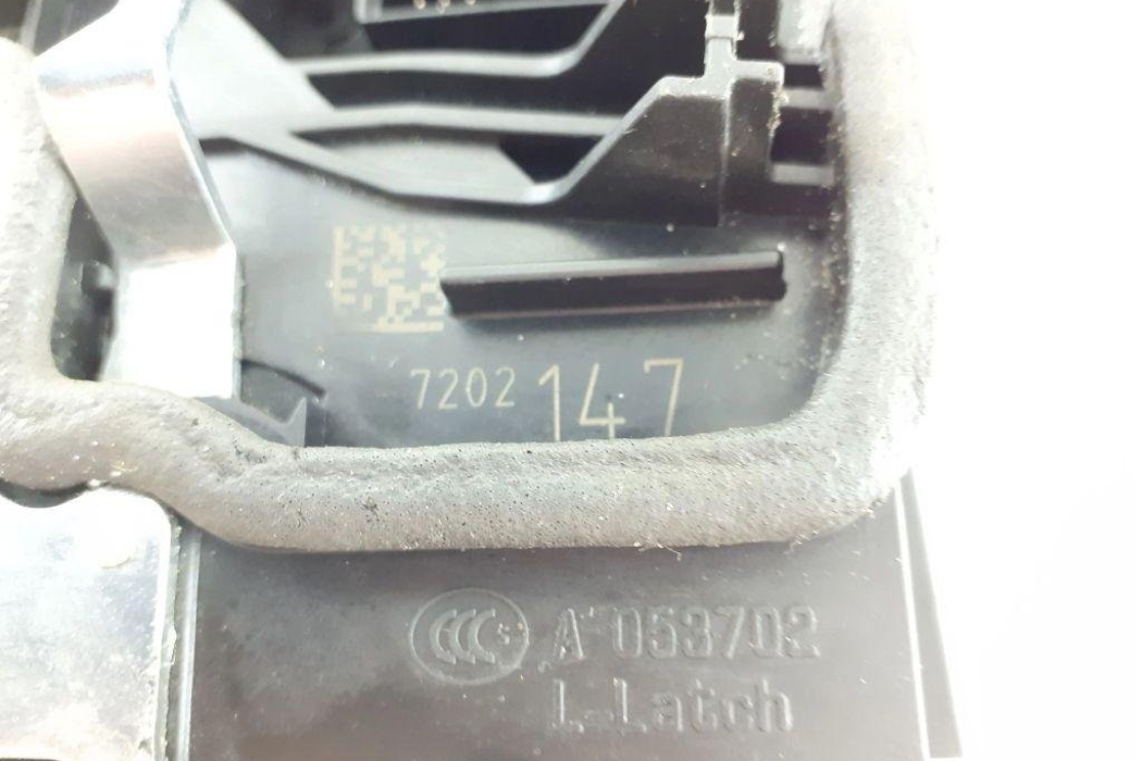 BMW 5 Series F10/F11 (2009-2017) Aizmugurējo kreiso durvju slēdzene 7202147,KL4214 31910942