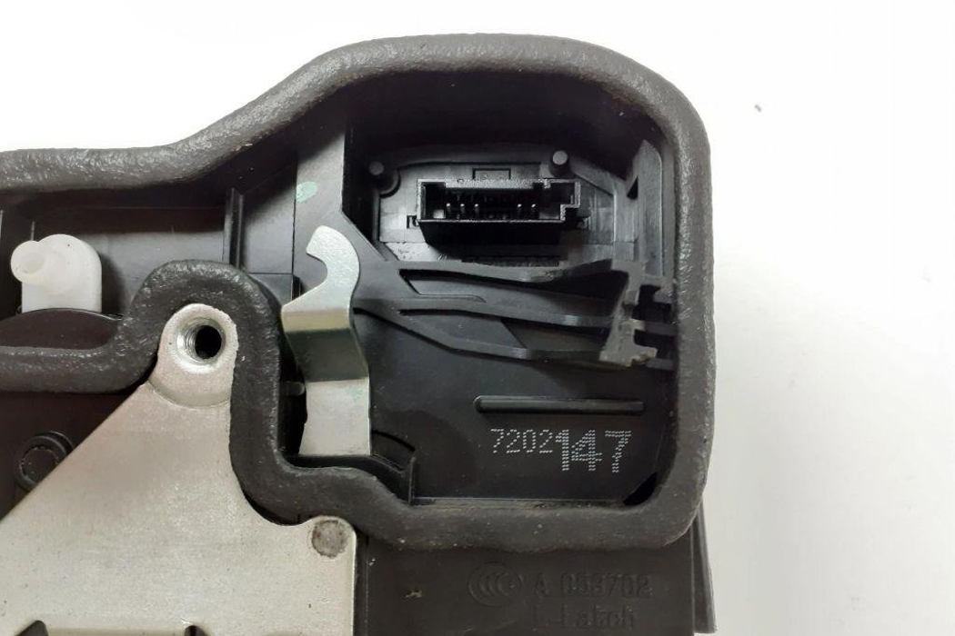 BMW 5 Series E60/E61 (2003-2010) Rear Left Door Lock E509E312717U176,7202147 31911221