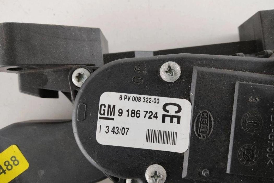 OPEL Vectra C (2002-2005) Throttle Pedal 093174339,9186724 31919486
