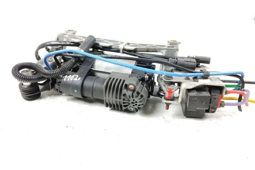 PORSCHE Cayenne 958 (2010-2018) Suspension Compressor 30116,95835890300 31926086