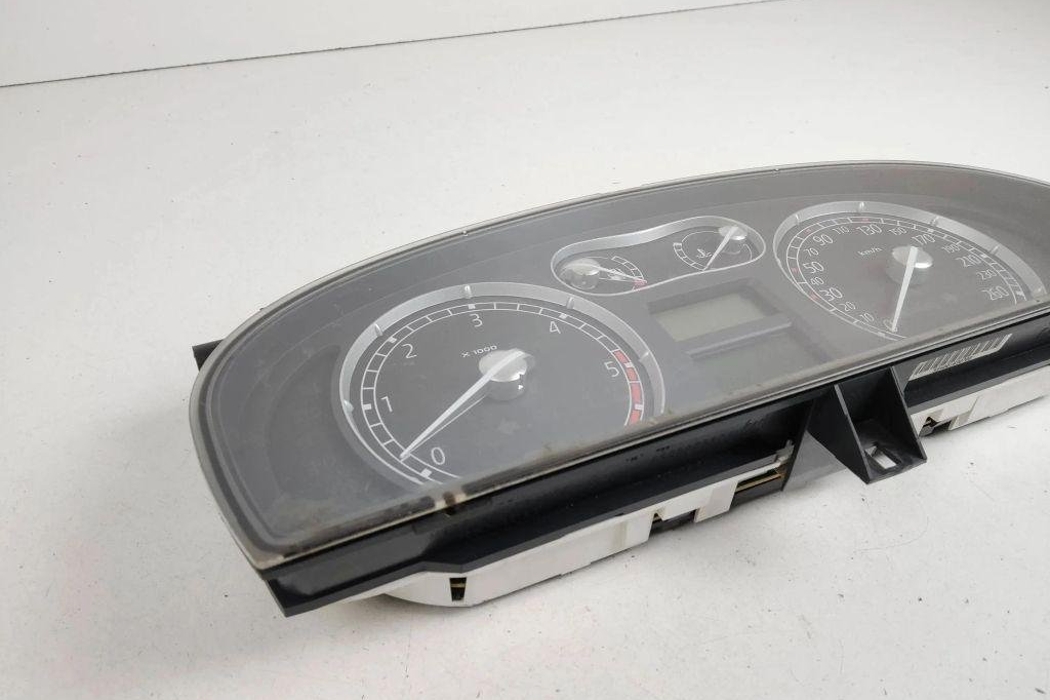 RENAULT Laguna 2 generation (2001-2007) Nopeusmittari 8200291334 31931168