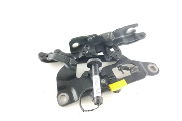 BMW 5 Series F10/F11 (2009-2017) Front Left Bonnet Hinge 7249887 31928036