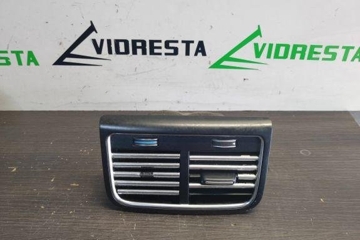 AUDI A5 Sportback 8T (2009-2011) Zadná mriežka ventilačného otvoru 8K0819203 31633551