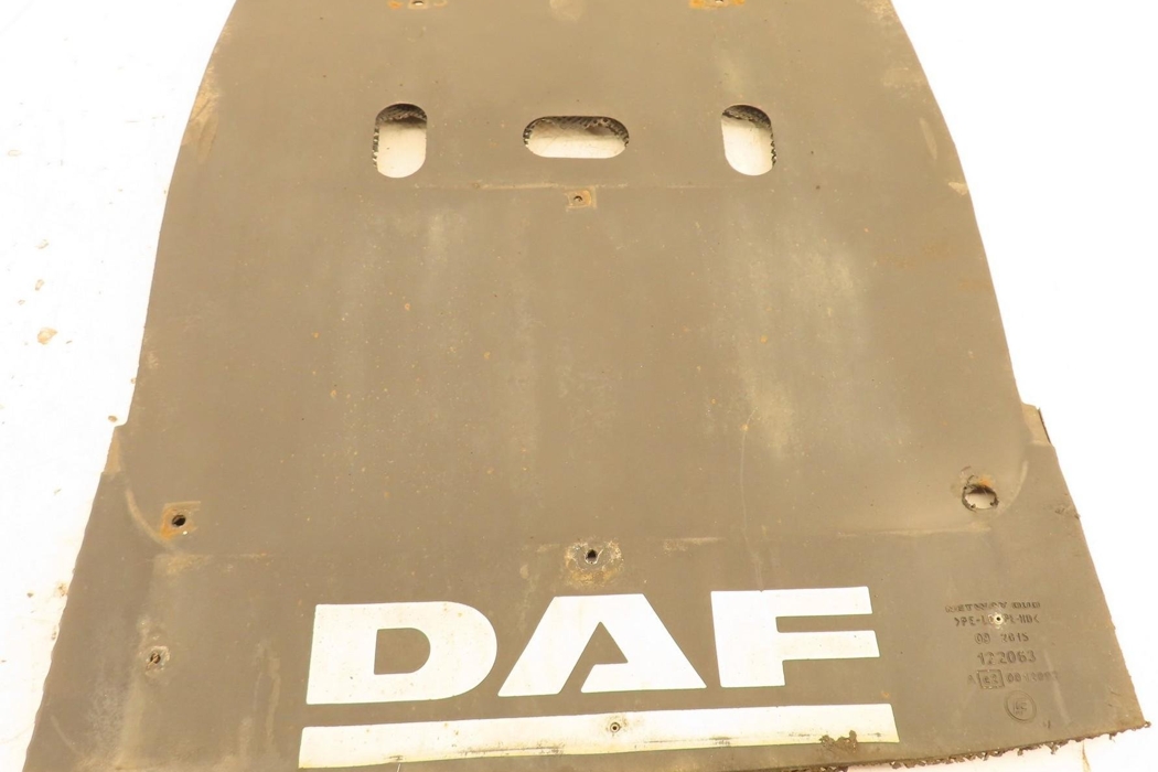 DAF XF (2012-present) 1 generation (2020-2024) Predné ľavé blatníky 122063 28160874
