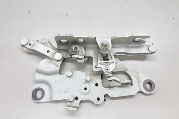 BMW 5 Series F10/F11 (2009-2017) Front Left Bonnet Hinge 7249887 31210720