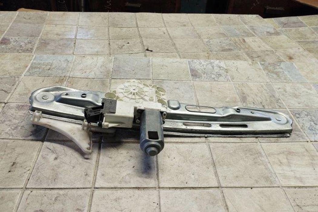 OPEL Signum C (2003-2008) Rear Right Door Window Regulator 106365105,106155102,1137328066 21032740