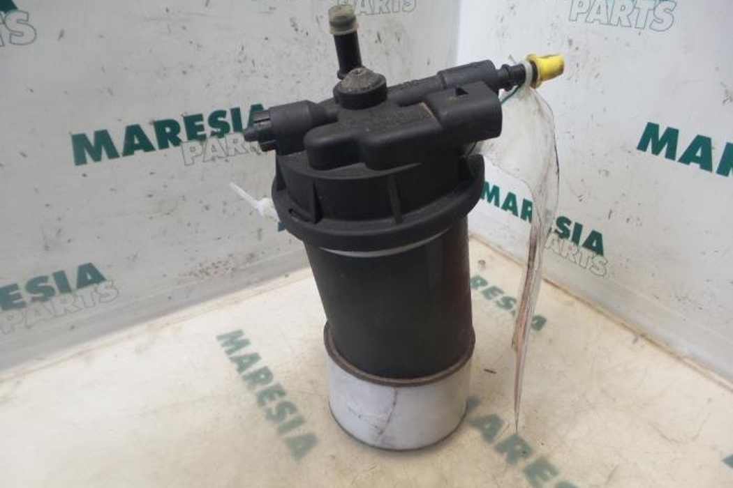 RENAULT Scenic 2 generation (2003-2010) Degvielas filtra korpuss 8200169353,7701055909,8200780962,8200416943 26986756