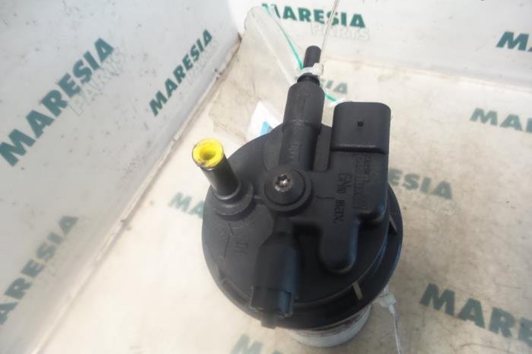 RENAULT Megane 2 generation (2002-2012) Degvielas filtra korpuss 8200169353,7701055909,8200780962,8200416943 26987059
