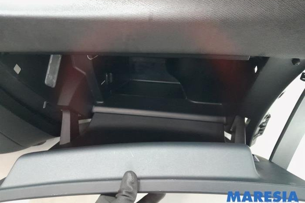 CITROËN C4 Picasso 2 generation (2013-2018) Vadības paneļa drošības spilvens SRS 9676715380,96764017ZD,16094908YA,16163695YA 27276373